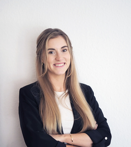Bewerbungsfoto Sandra Stolberg